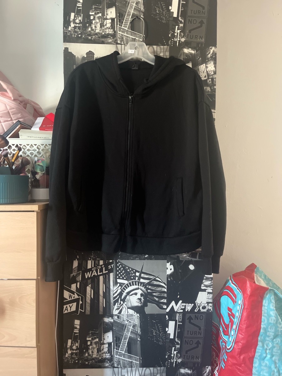 Shien black jumper