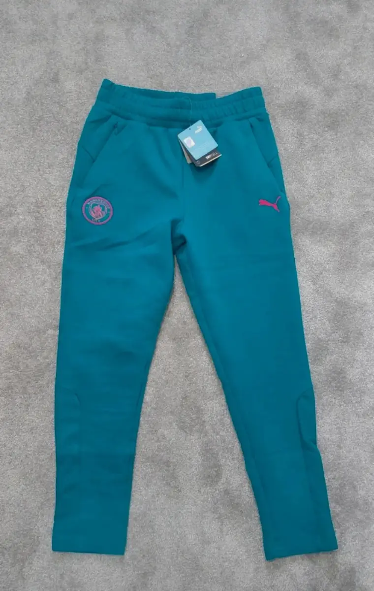 Puma women size XS joggers. Brand new with tag