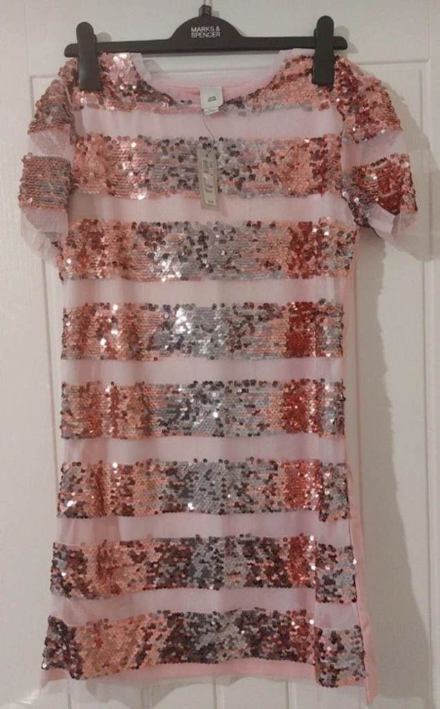 River Island girls size 11-12 years dress. Brand new with tag.