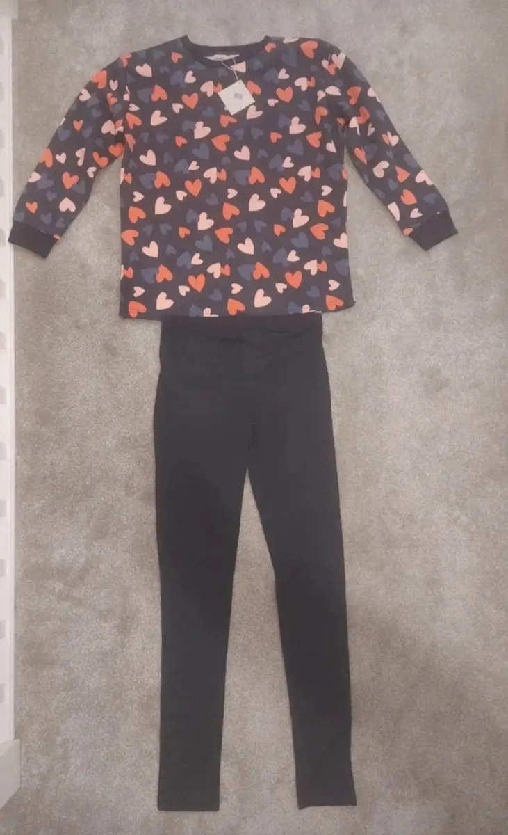 Board Angels girls size 13 years 2 piece set. Brand new with tag