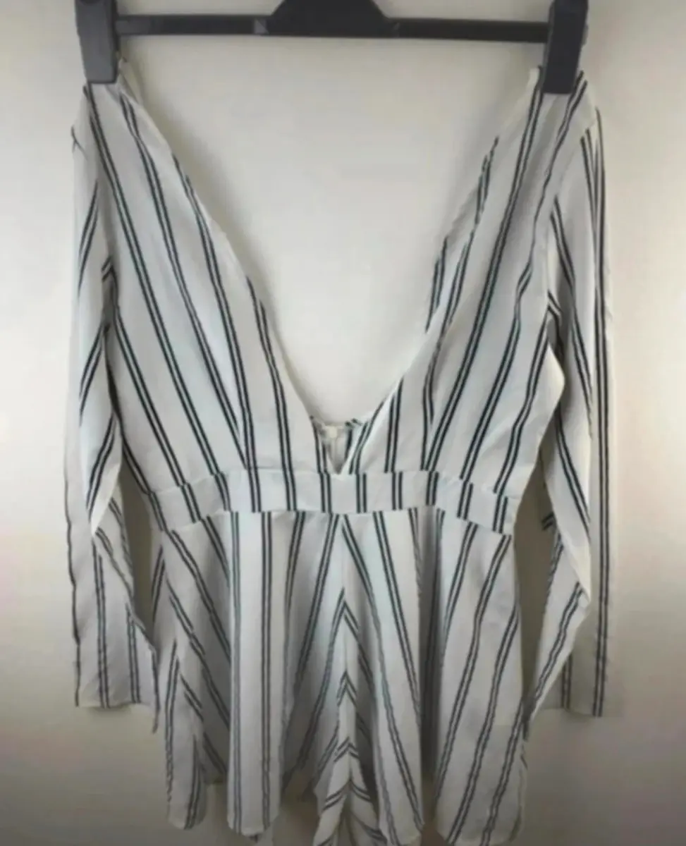 Long Sleeve Lightweight Short summer Playsuit. Black white stripe Size large (Approx a uk10)  Ties o