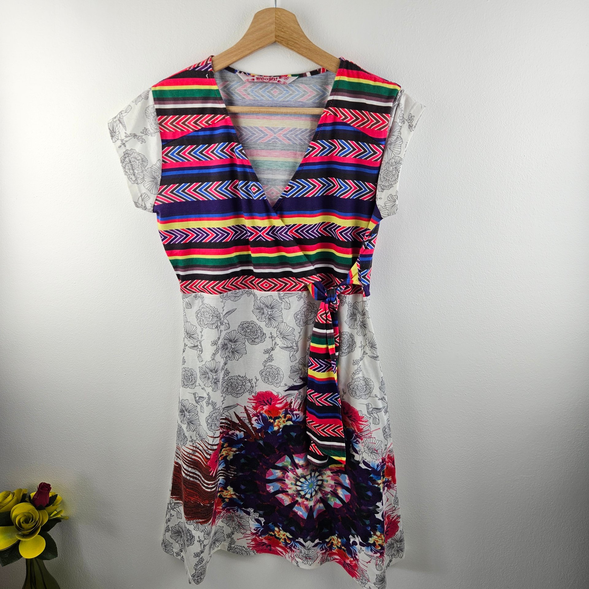Smash Jersy Colourful Short Sleeve Dress Festival Summer Size  Medium