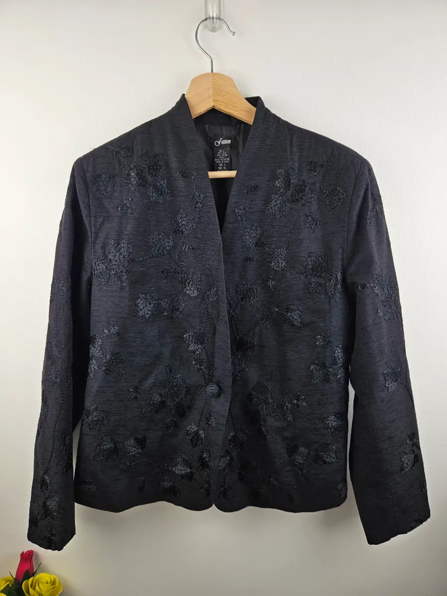 black embroidered jacket Blazer Fusion Silk Blend Size Xl Smart