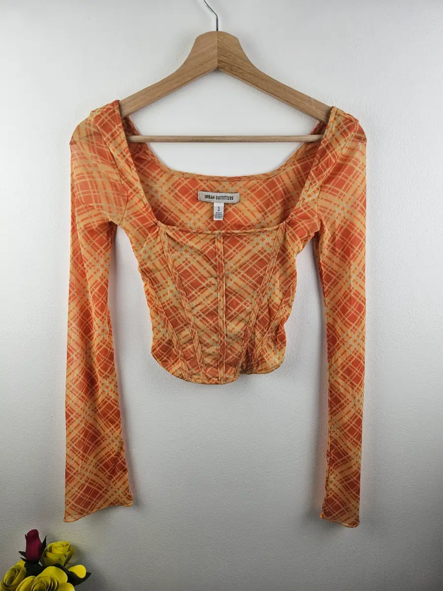 Urban Outfitters Printed Mesh square neck, long sleeves Cropped hem Size Small