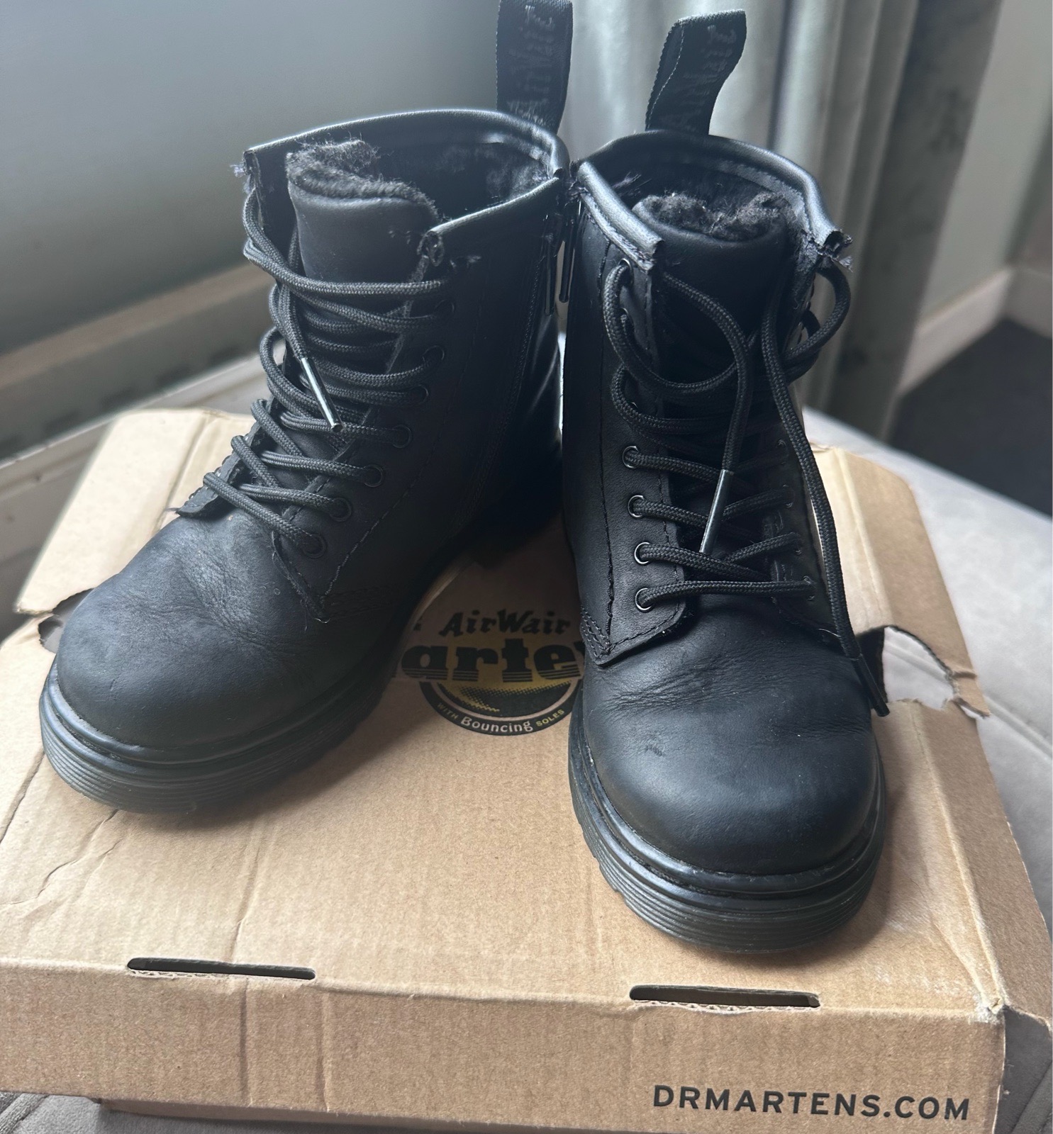 Dr martens lace up toddler boots