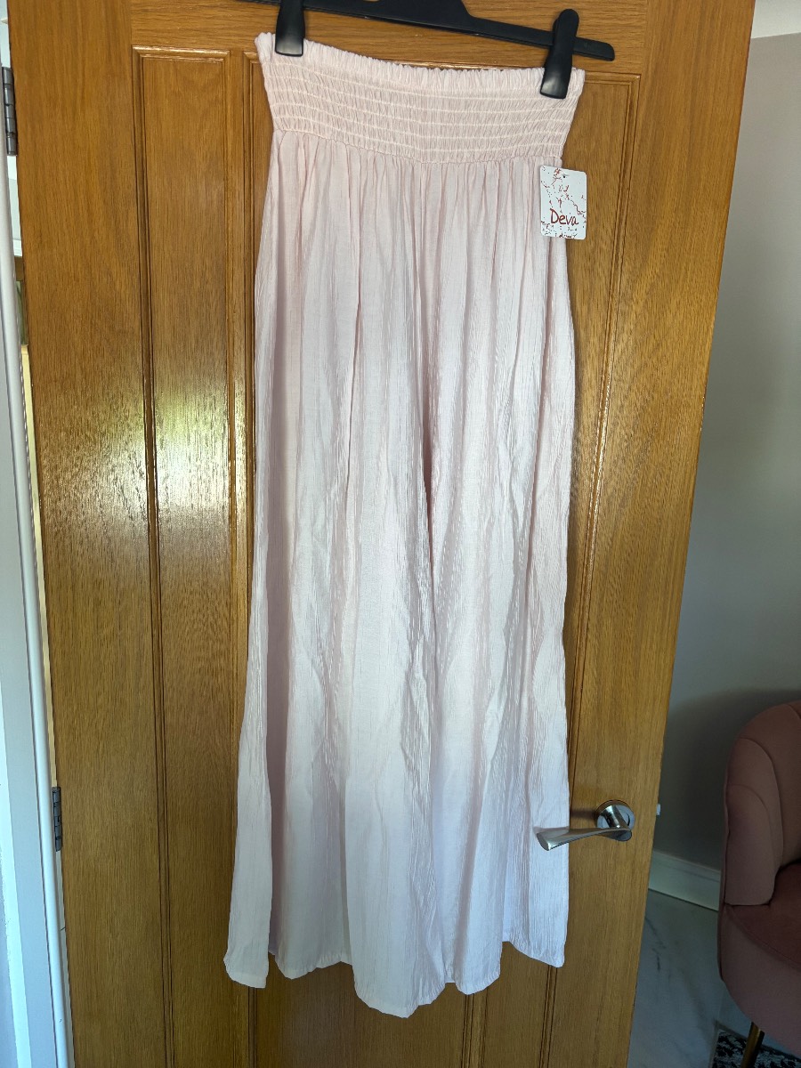 Stunning beach/summer trousers