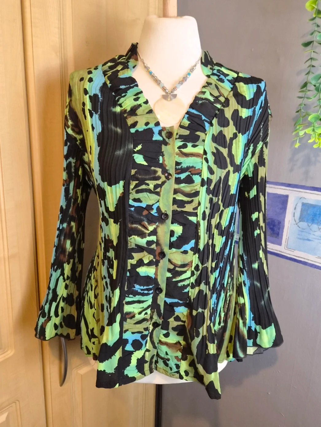 Vintage New Directions Black Green Multi Print Blouse Top Size Medium