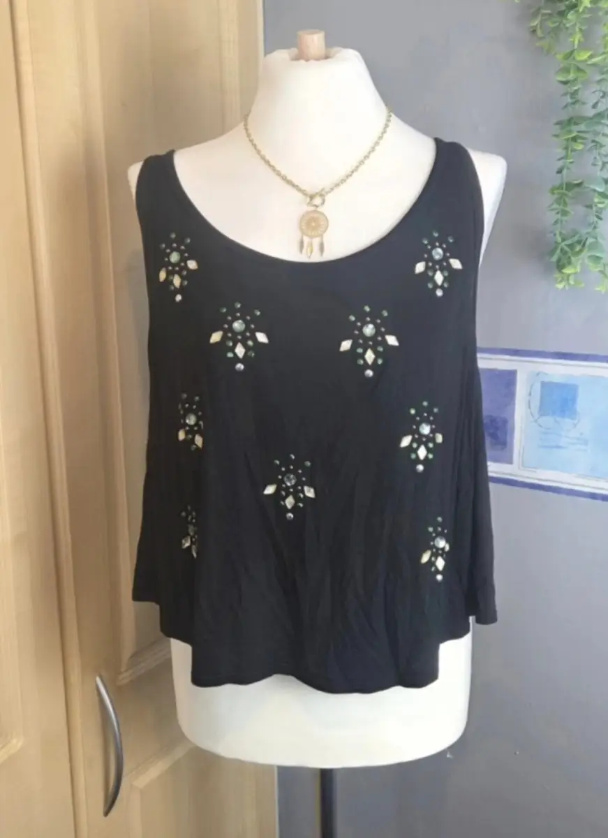 Miss Selfridge Black Beaded Split Nack Summer Vest Top Size 10