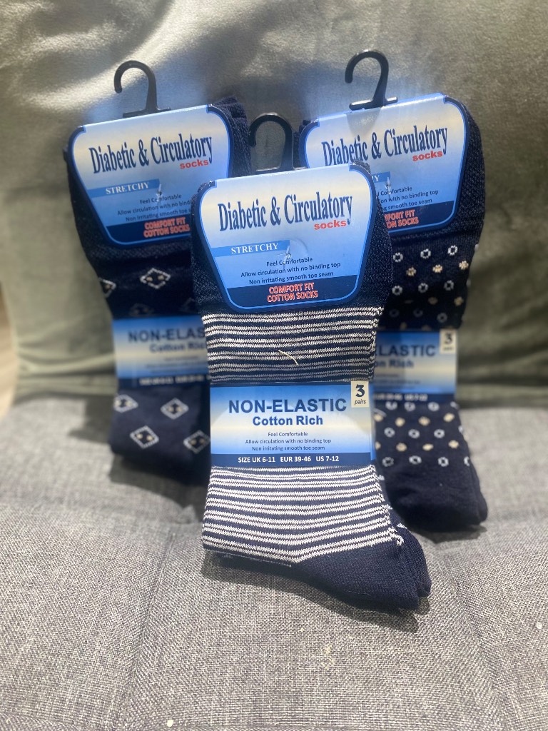 Mens Diabetic Cotton Socks. 9 pairs FOR £8