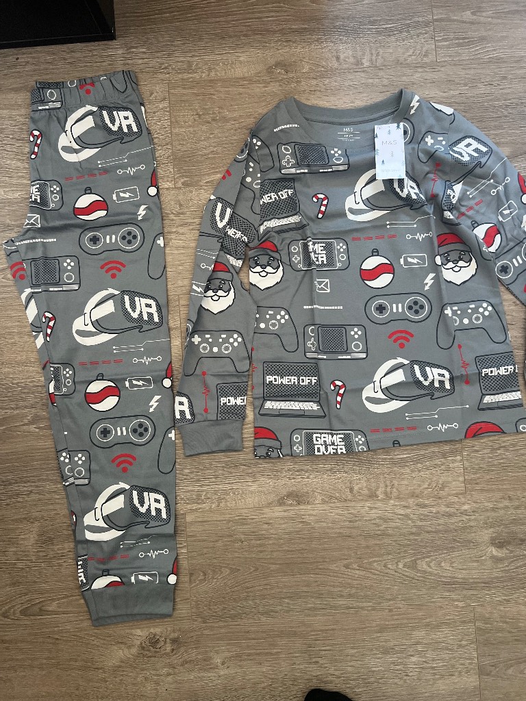 M&S boys pyjamas. BNWT ( Brand New With Tag🏷️  ) age 8-9
