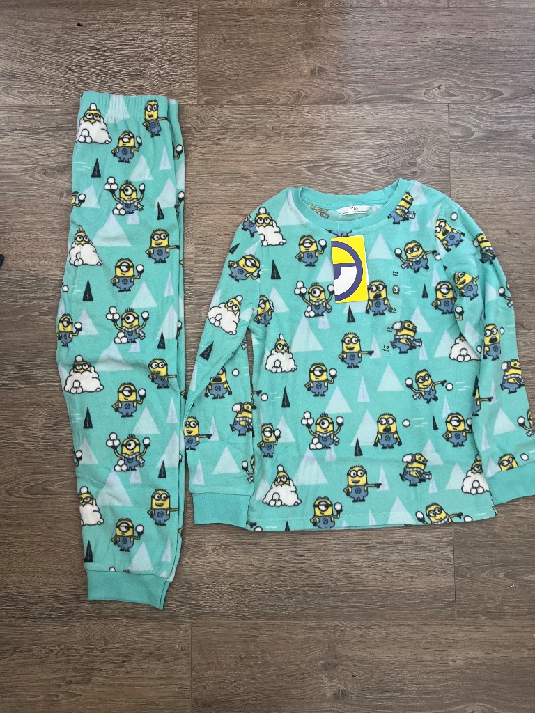 M &S unisex pyjamas. BNWT ( Brand New With Tag🏷️ ) age 8-9