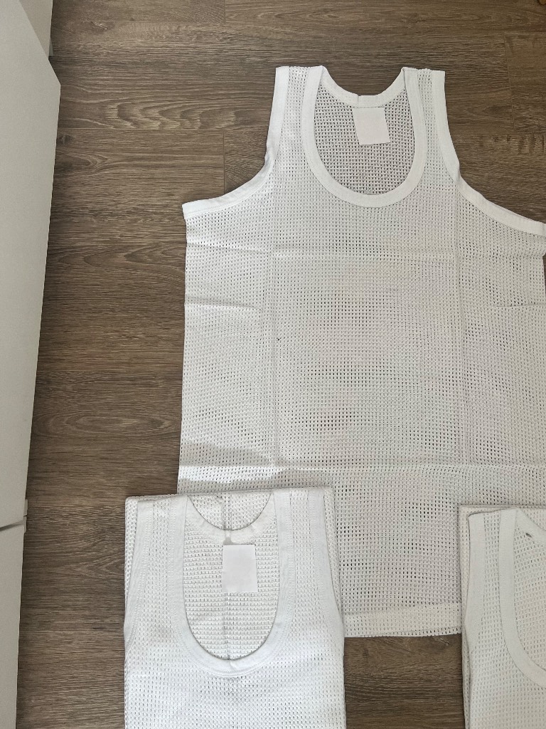 XL Mens Payden Mesh Vest. 100% Cotton. Great For Summer