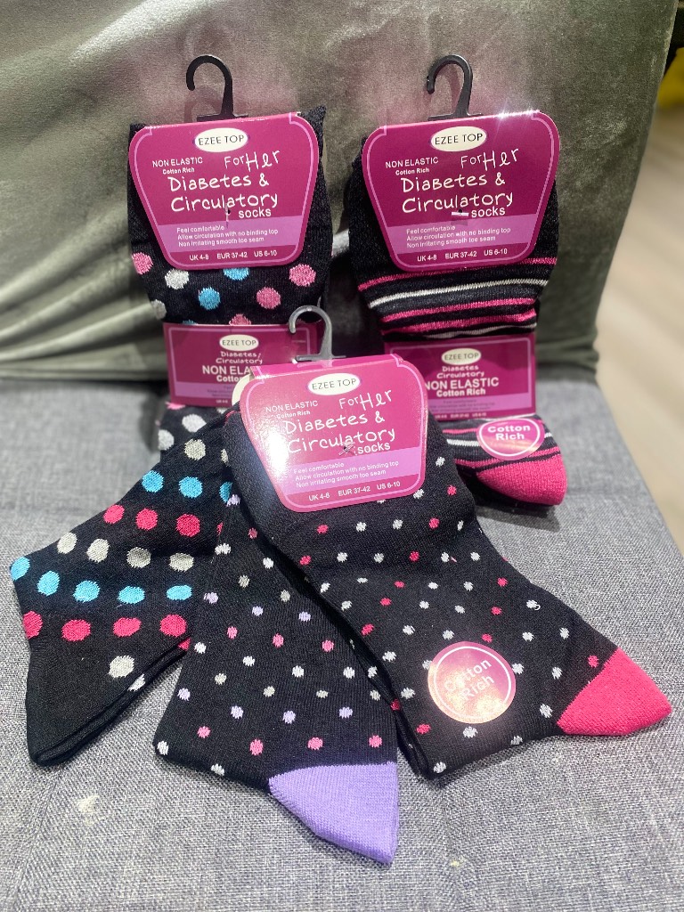 Ladies Diabetic Cotton Socks 9 Pairs. Bargain  great for circulation