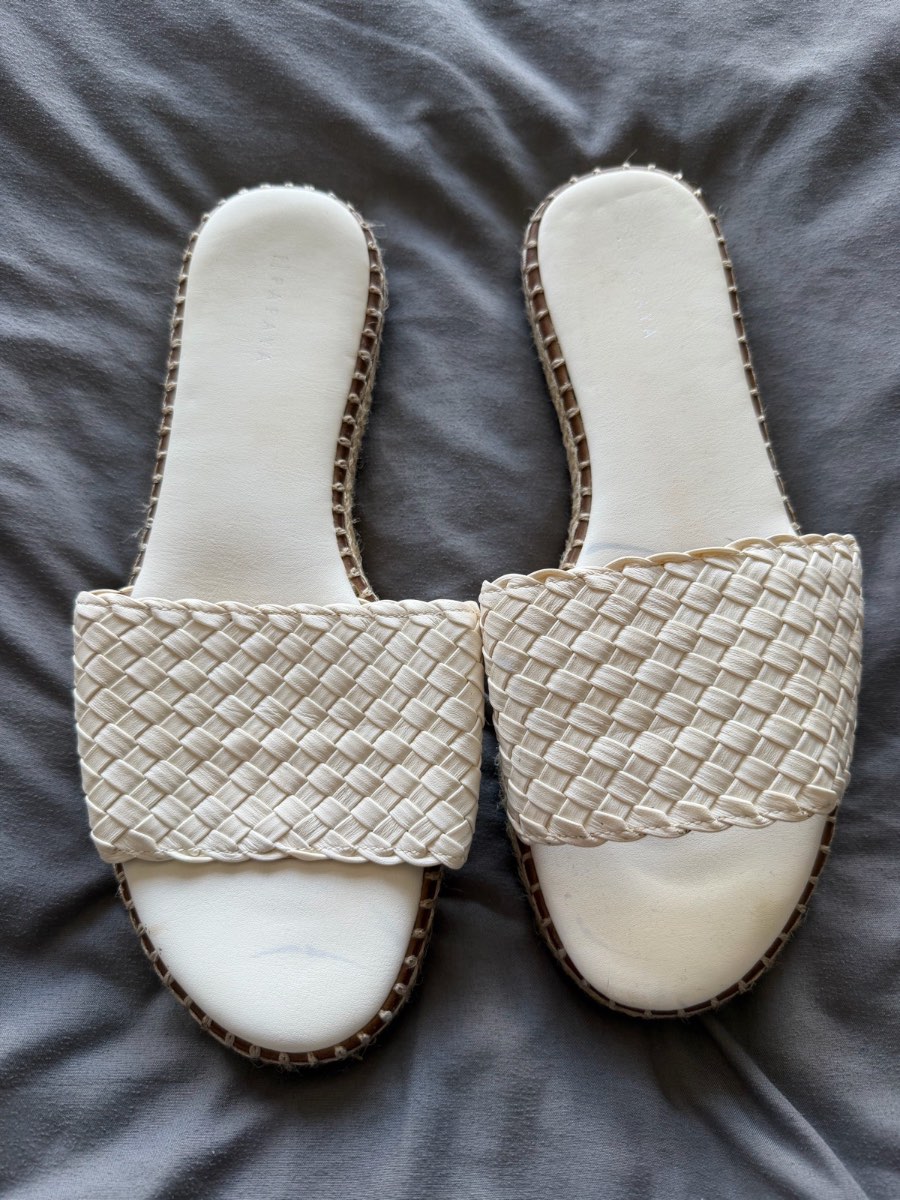 Ladies sliders