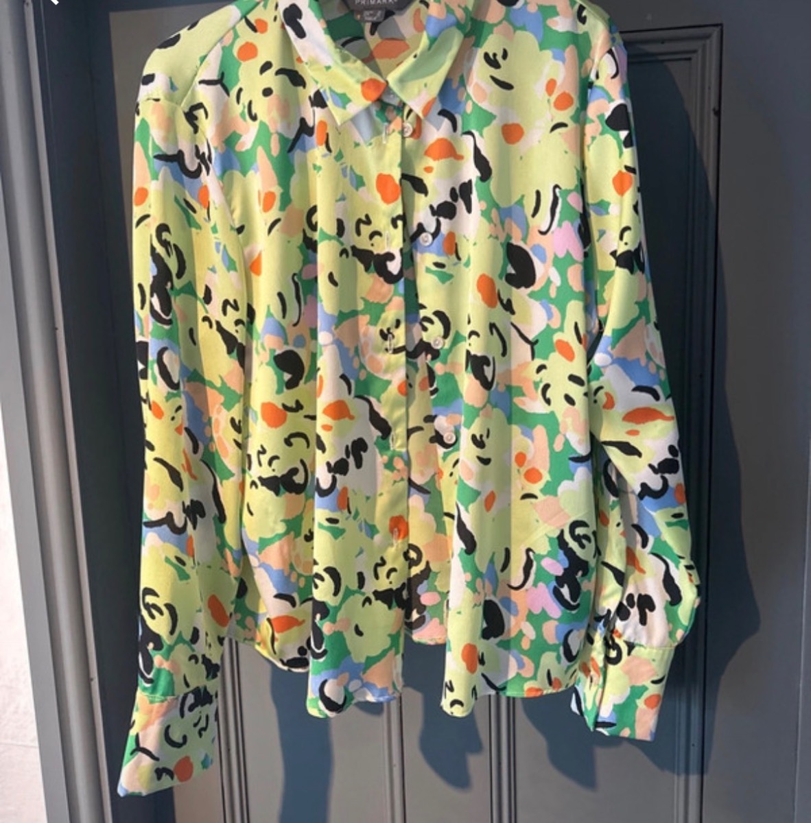 Ladies print shirt