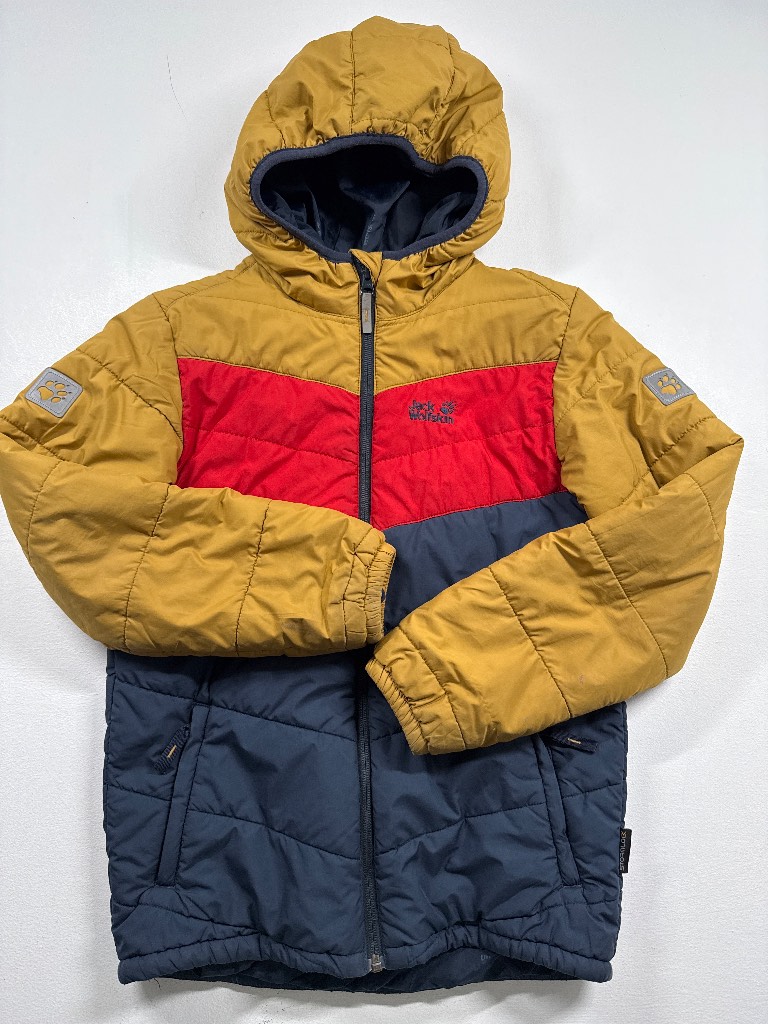 Jack Wolfskin kids coat size 11-12 yrs