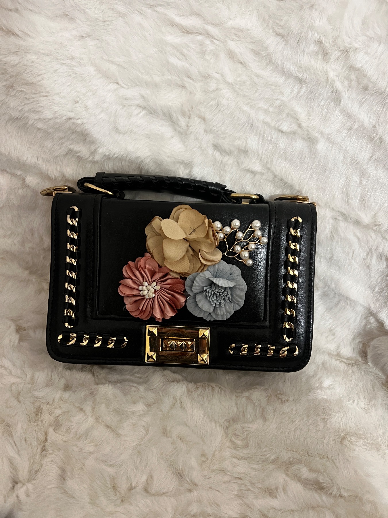 Black bag/clutch with flowers