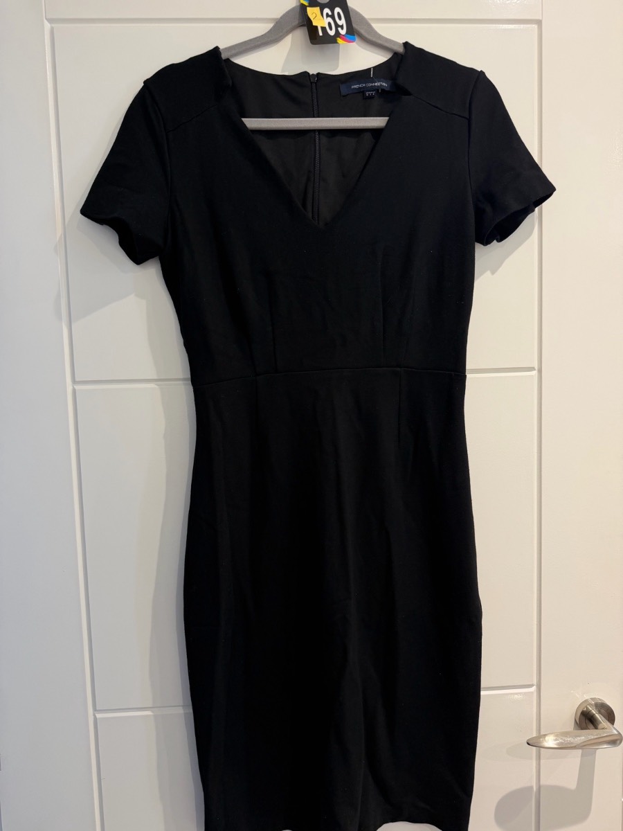 French Connection size 10 black dress short sleeve - Preloved