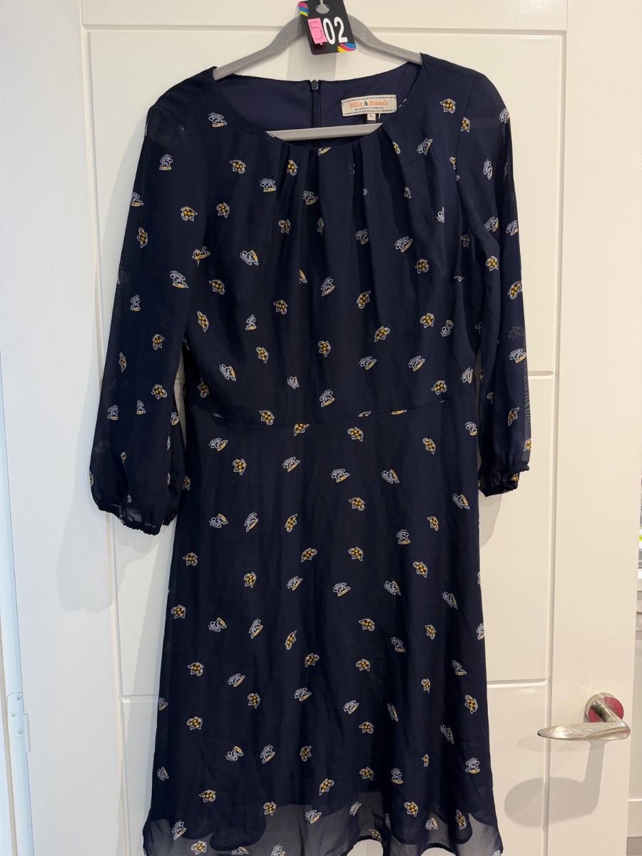 Billie & Blossom size 14 navy tea party design dress - Preloved