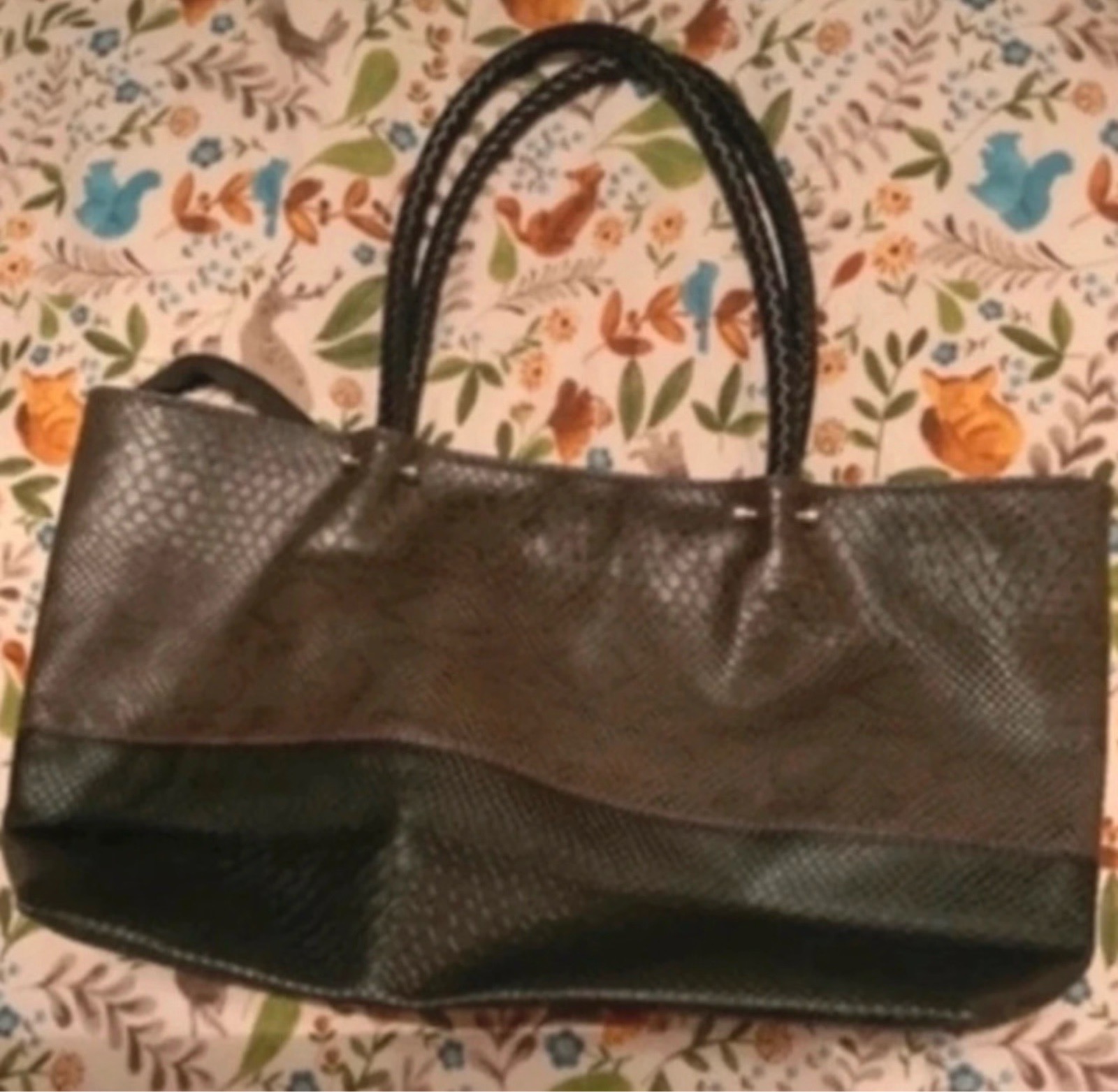 Ladies handbag