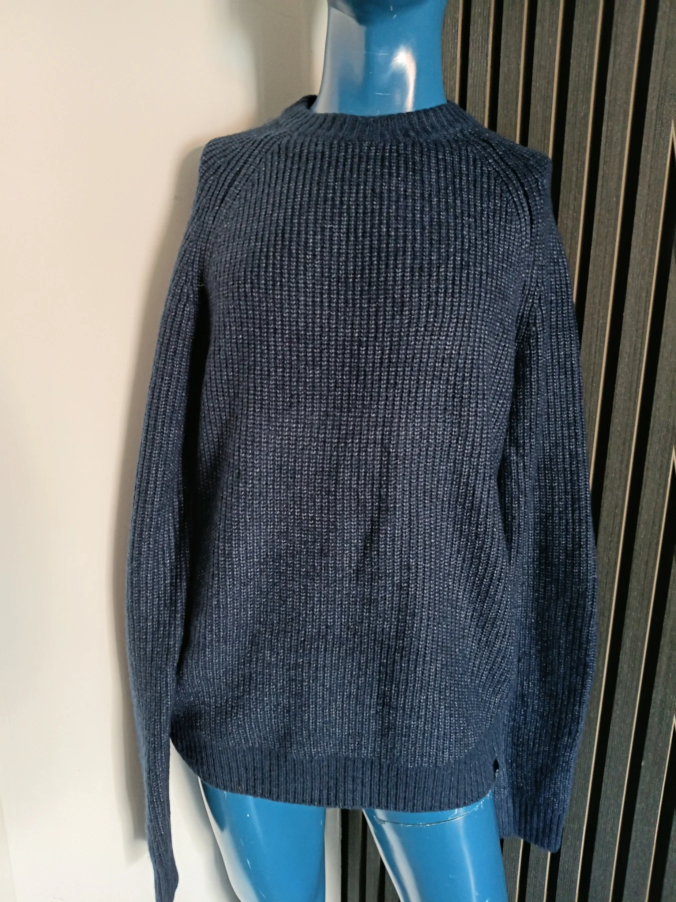 Fatface navy blue ribbed knit jumper L