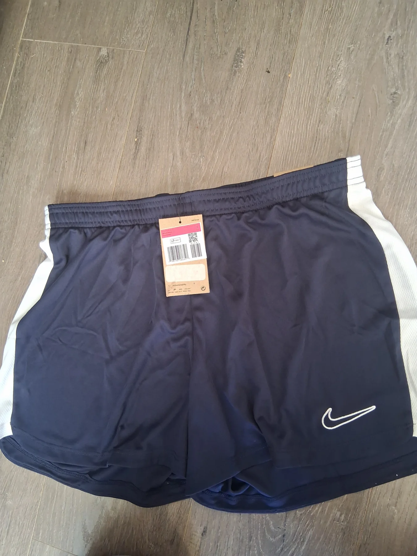 Nike dri-fit academy football shorts ladies size large