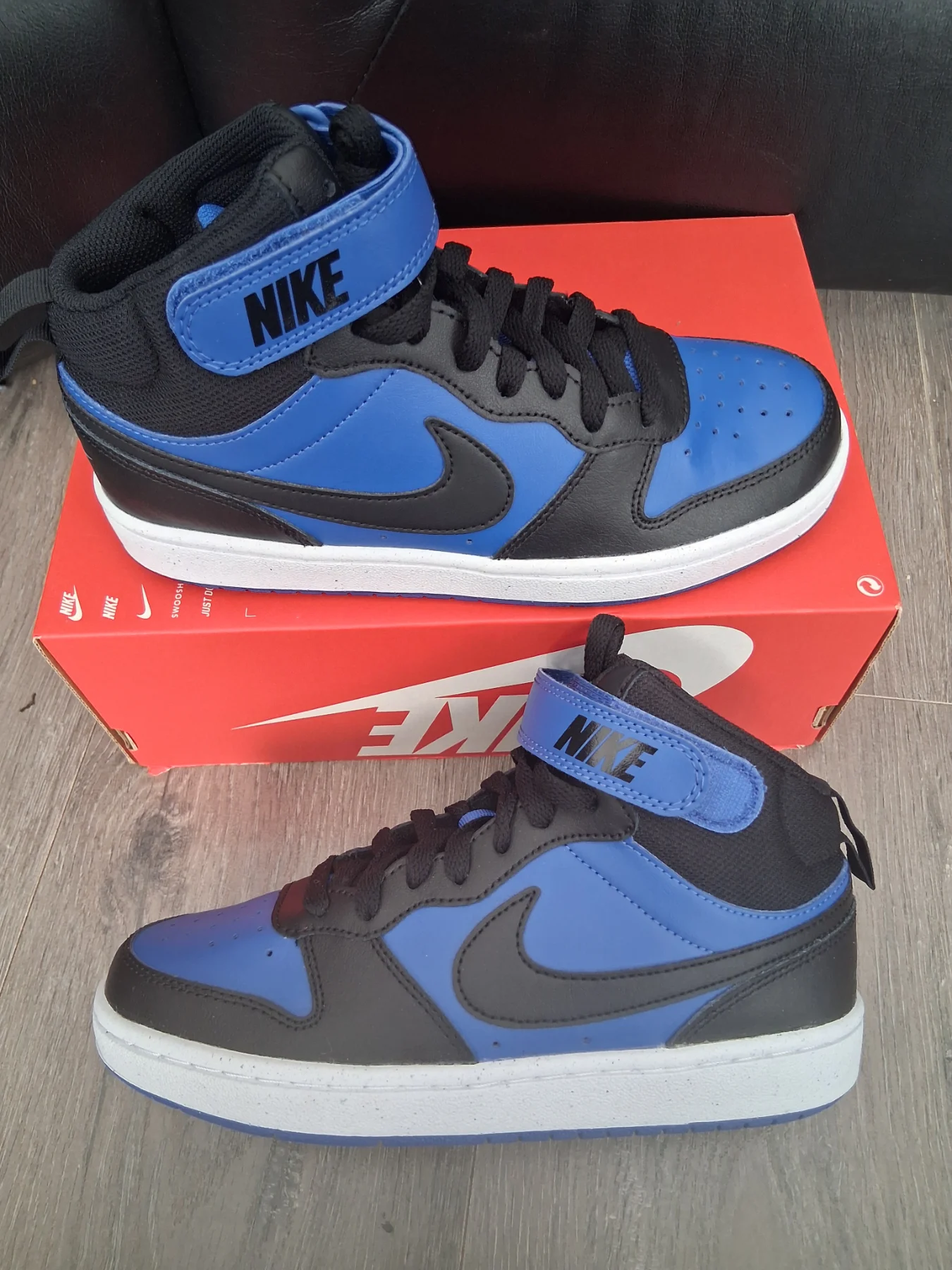 Nike court borough mid 2 trainers size 5 uk
