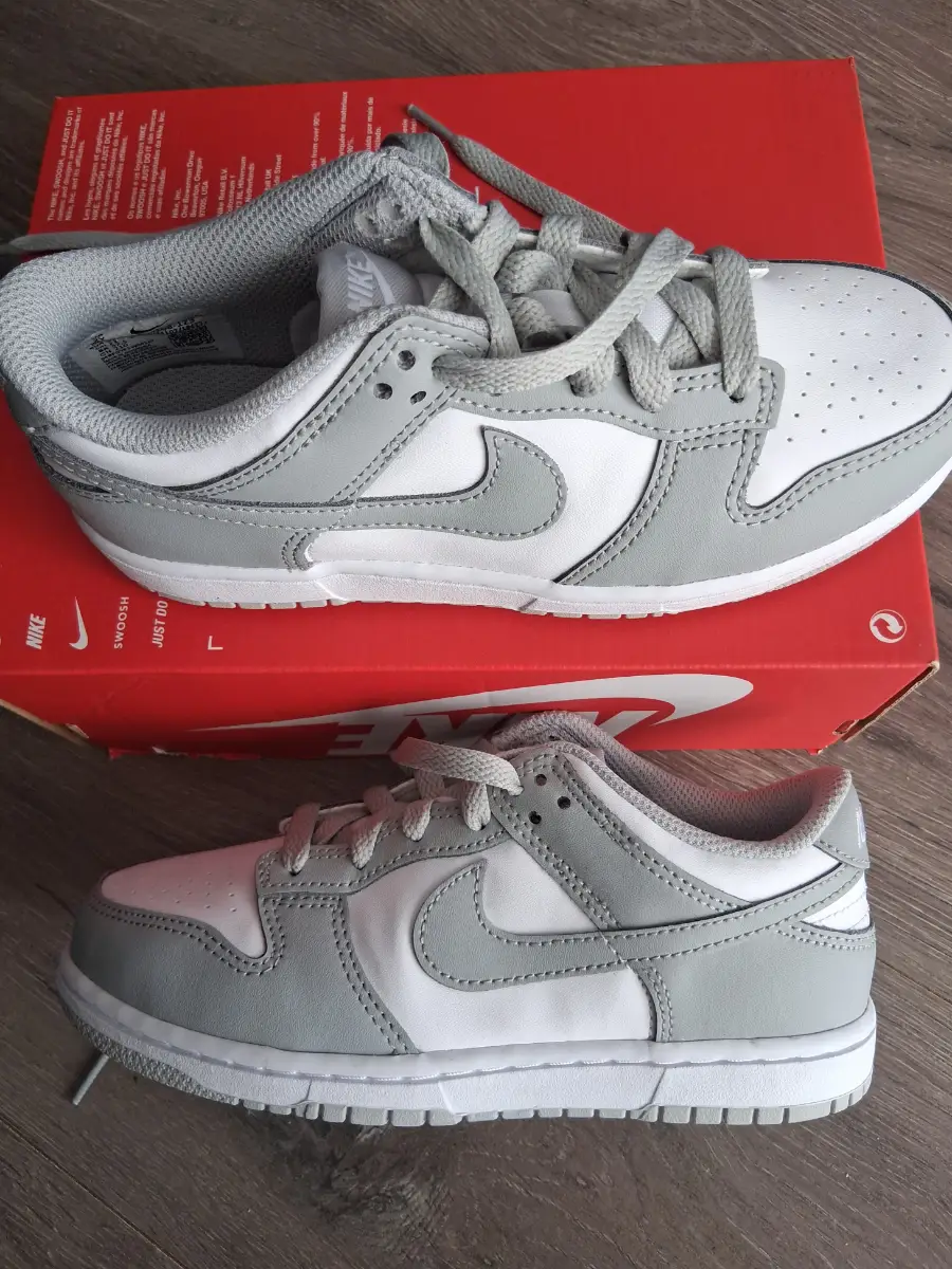 Nike Dunk Low trainers size 1.5 uk