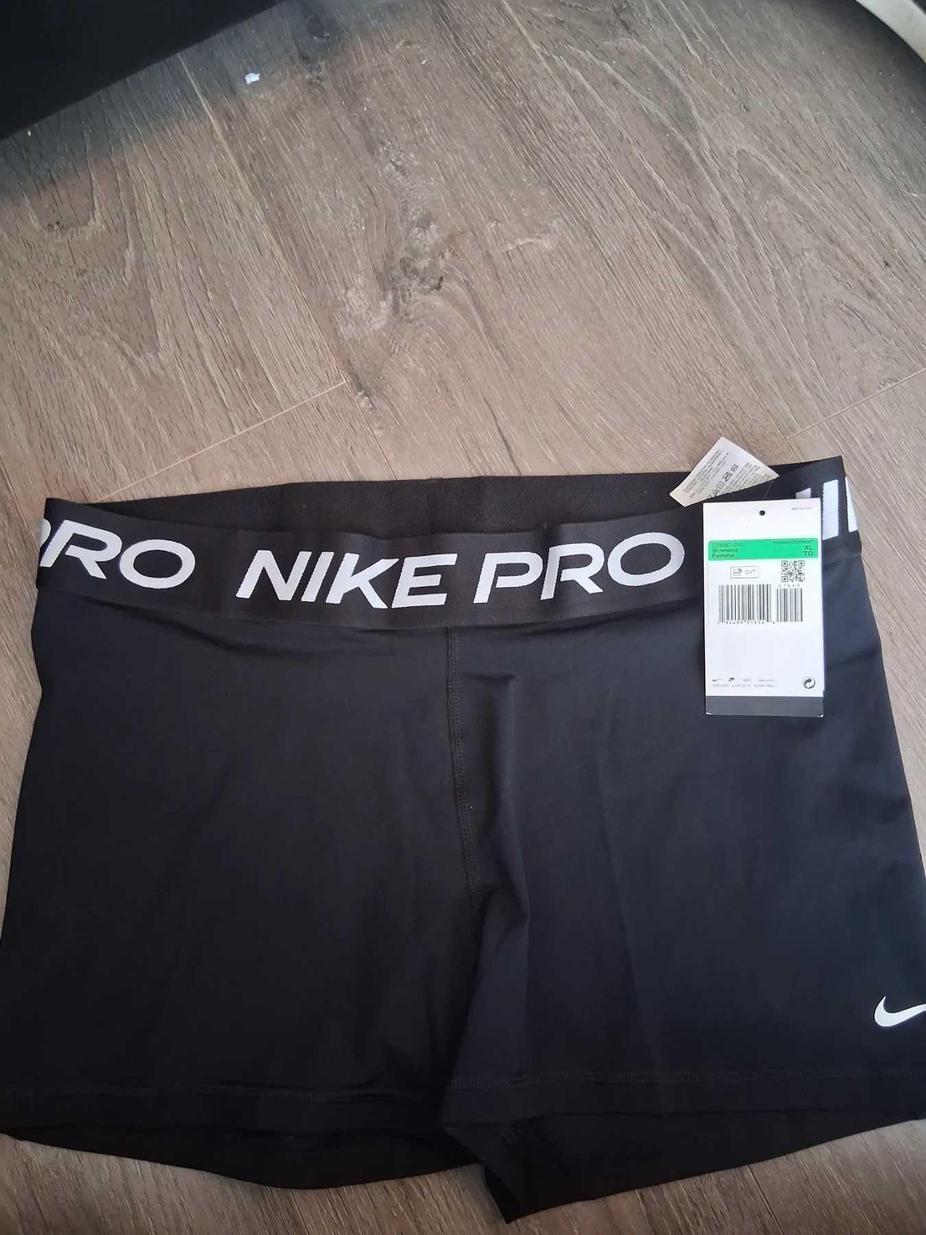 Nike pro dri-fit shorts ladies size xl