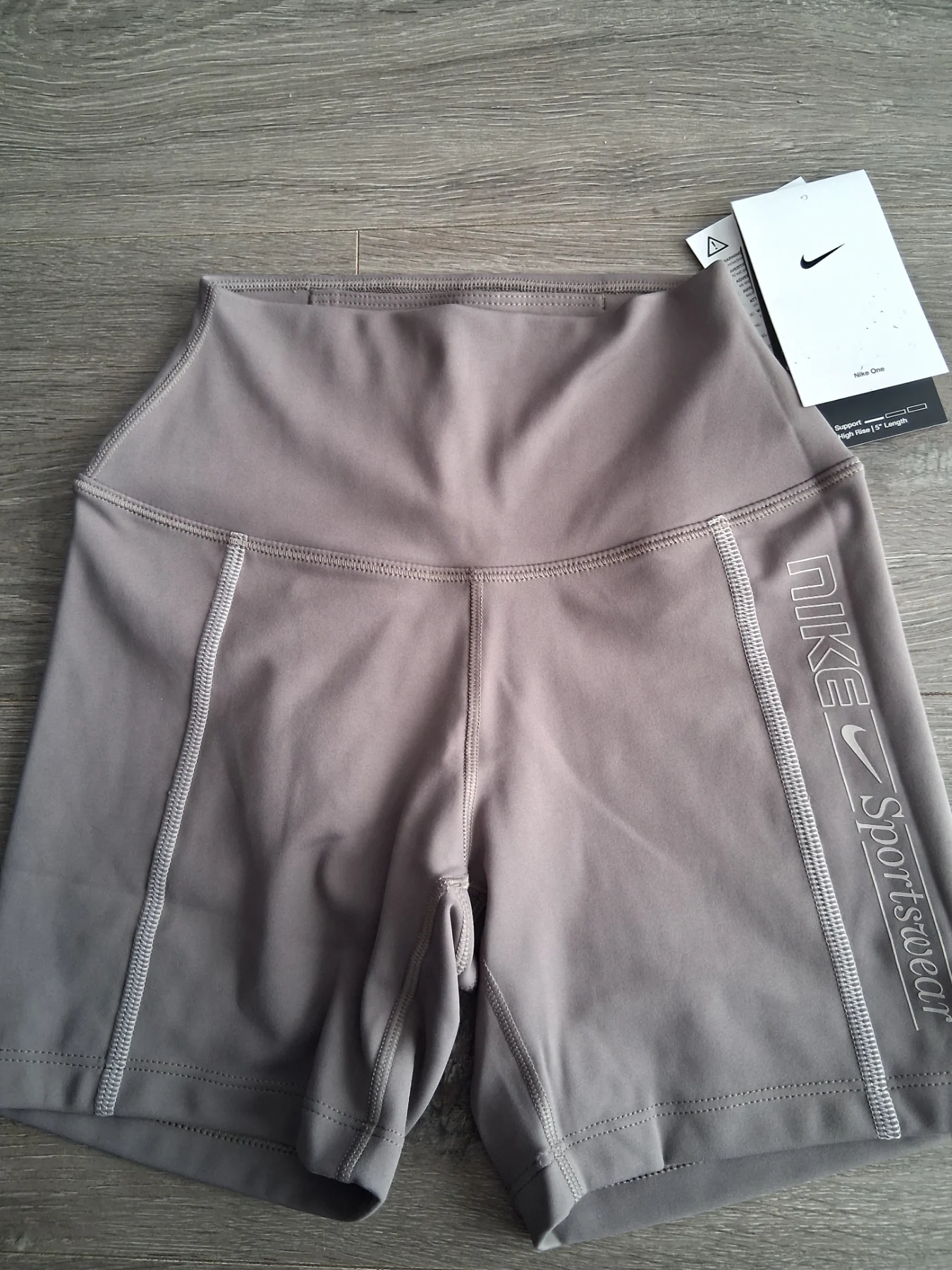 Nike one dri-fit shorts ladies size xs