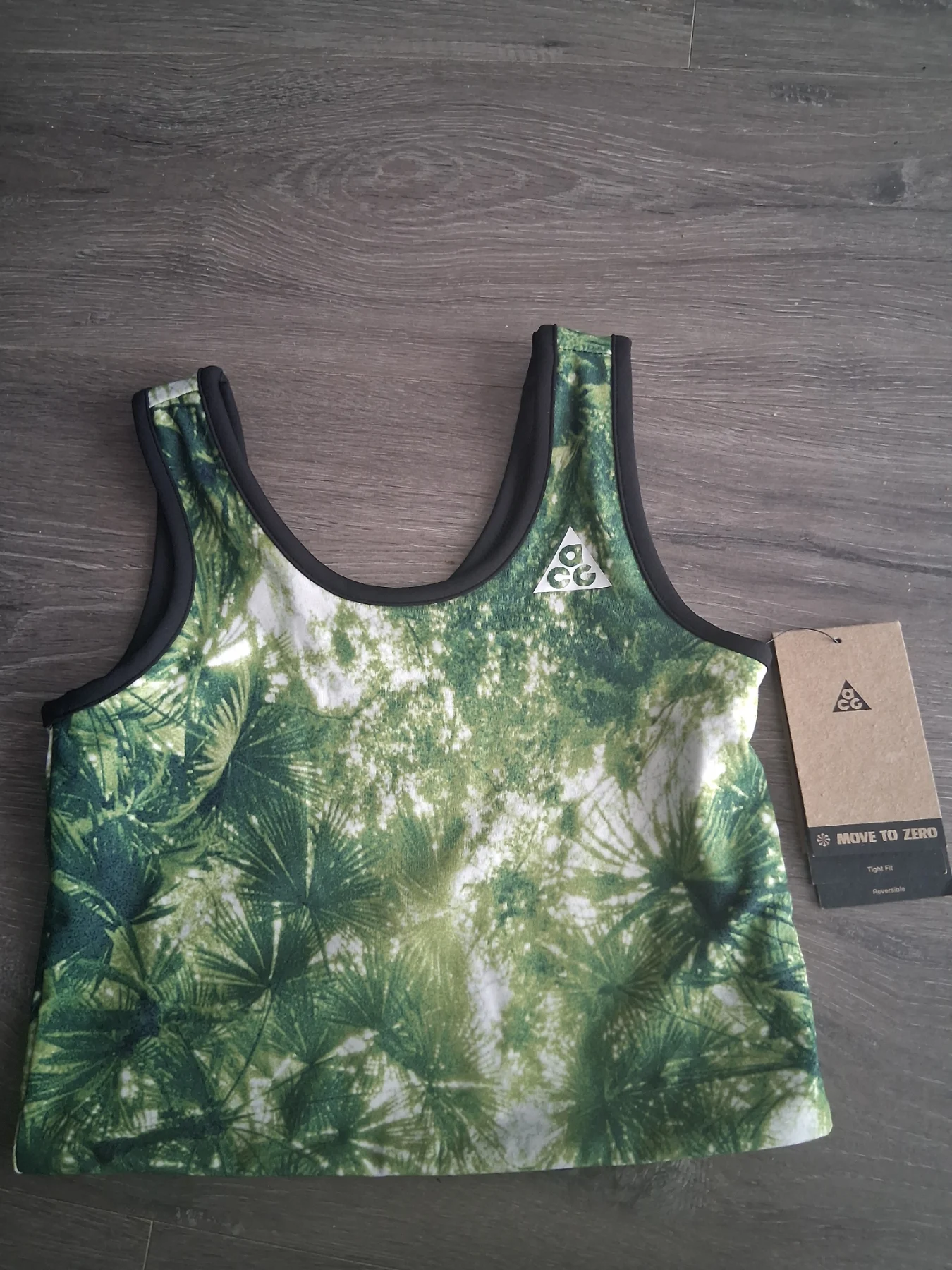 Nike acg reversible tank girls size medium