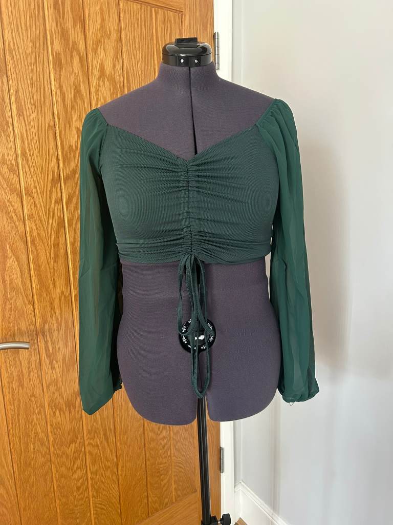 NEW - Gorgeous Dark Green Ruched Crop Top with Sheer Sleeves - Size M
