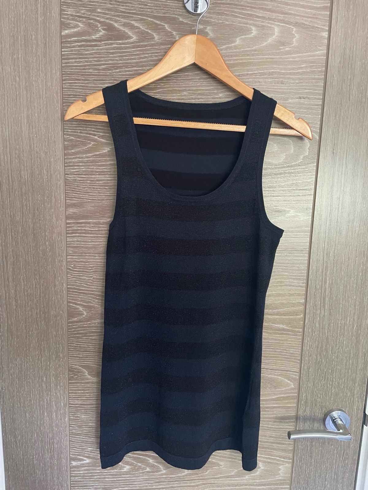 Lovely Mint Velvet Black Navy Knitted Striped Summer Holiday Relaxed Tank Top Vest - Size 8