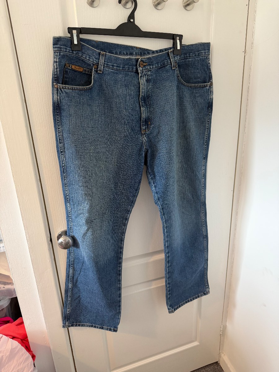 Wrangler Blue Jeans - Size W40 L30