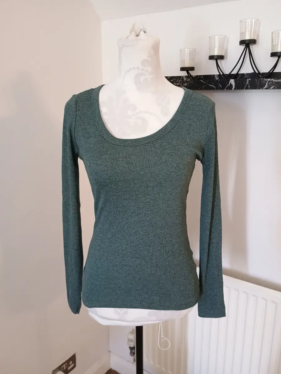 Primark Ladies Dark Green Long Sleeve Top Size XS BNWT