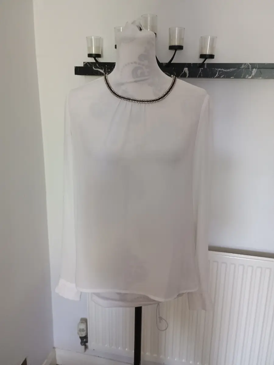Atmosphere Ladies White Long Sleeve Blouse Size 10  NWT