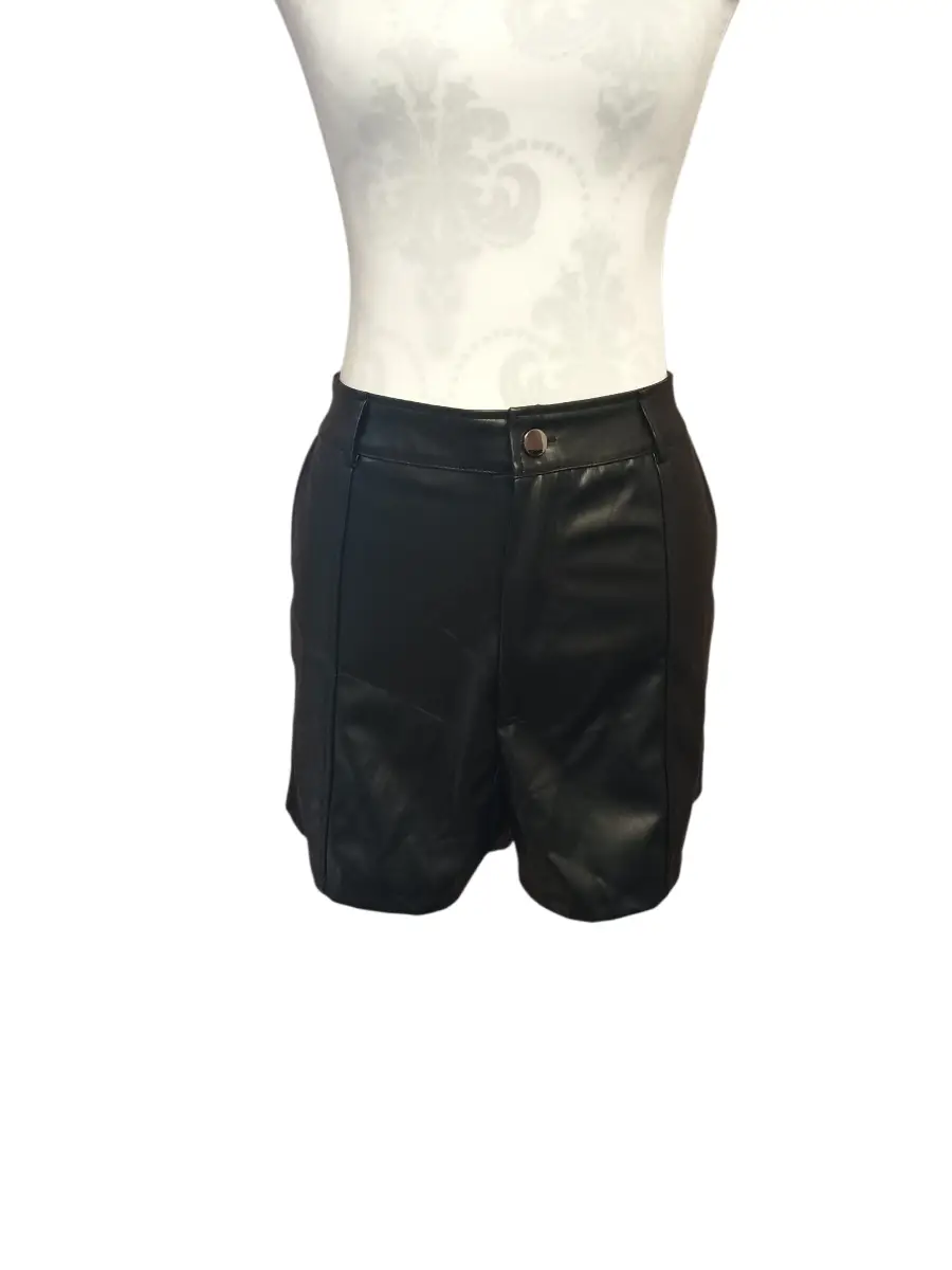 Unbranded Ladies Black Leather Look Shorts Size Large Excellent Condition