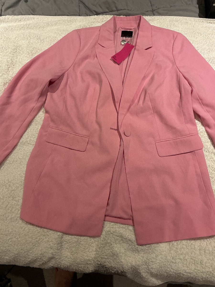 Women’s pink blazer