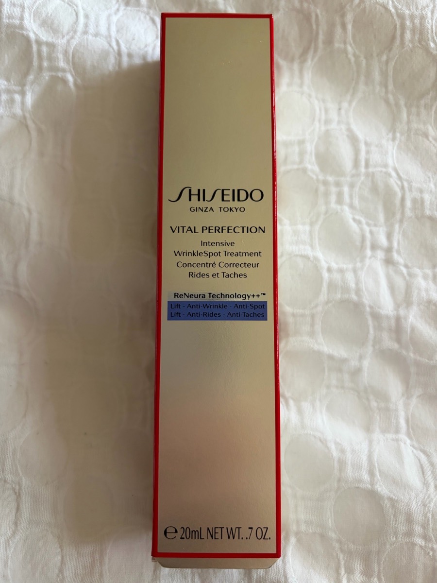Shiseido vital perfection intensive treatment. 20ml. Brand new in box
