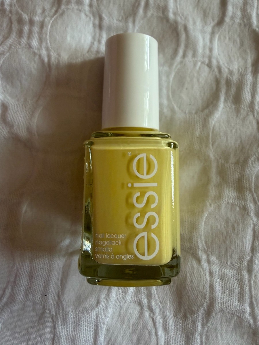 Essie light yellow nail polish. Summer Soulstice shade. 13.5ml. Full size