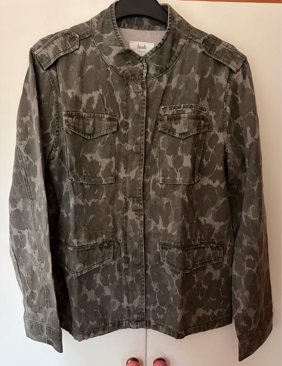 Hush camo jacket. Womens size 12. Used