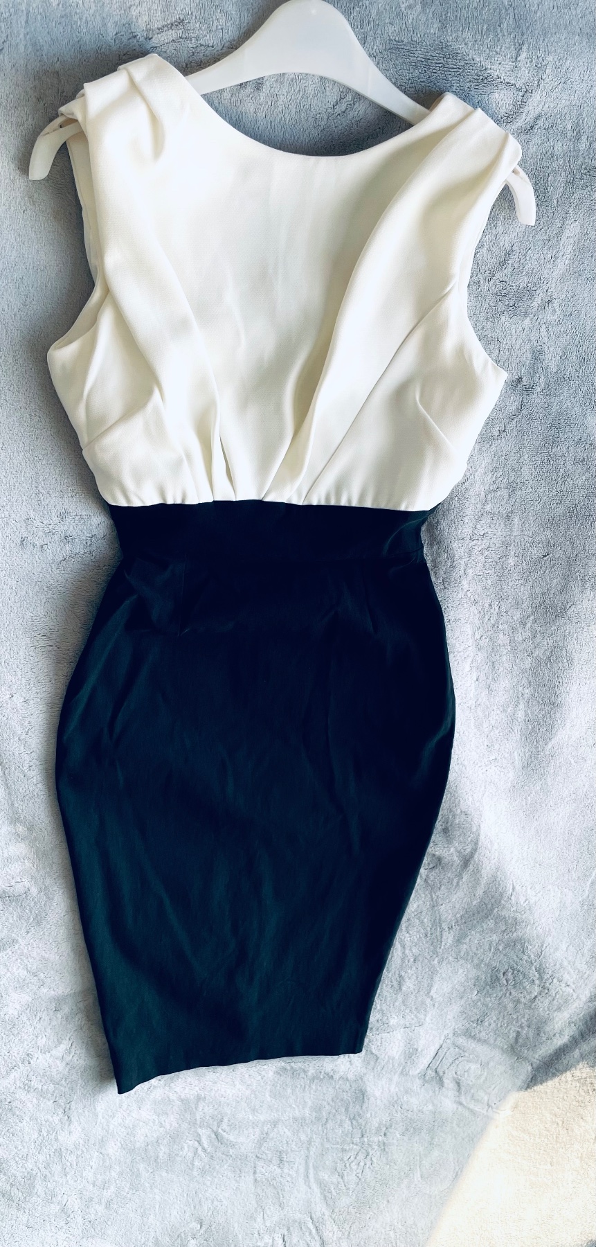 Vesper black and white contrast pencil dress size UK 8