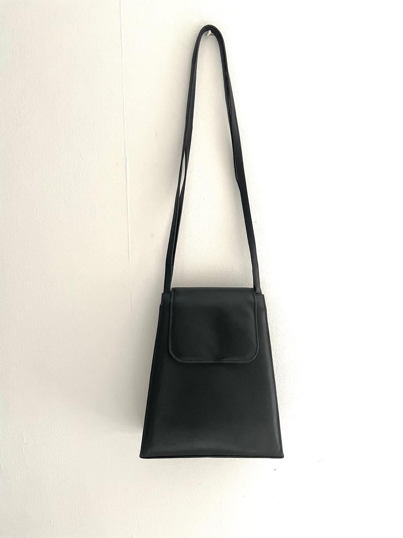 Vintage Italian 80’s 90’s Black Leather Shoulder Bag Made In Florence