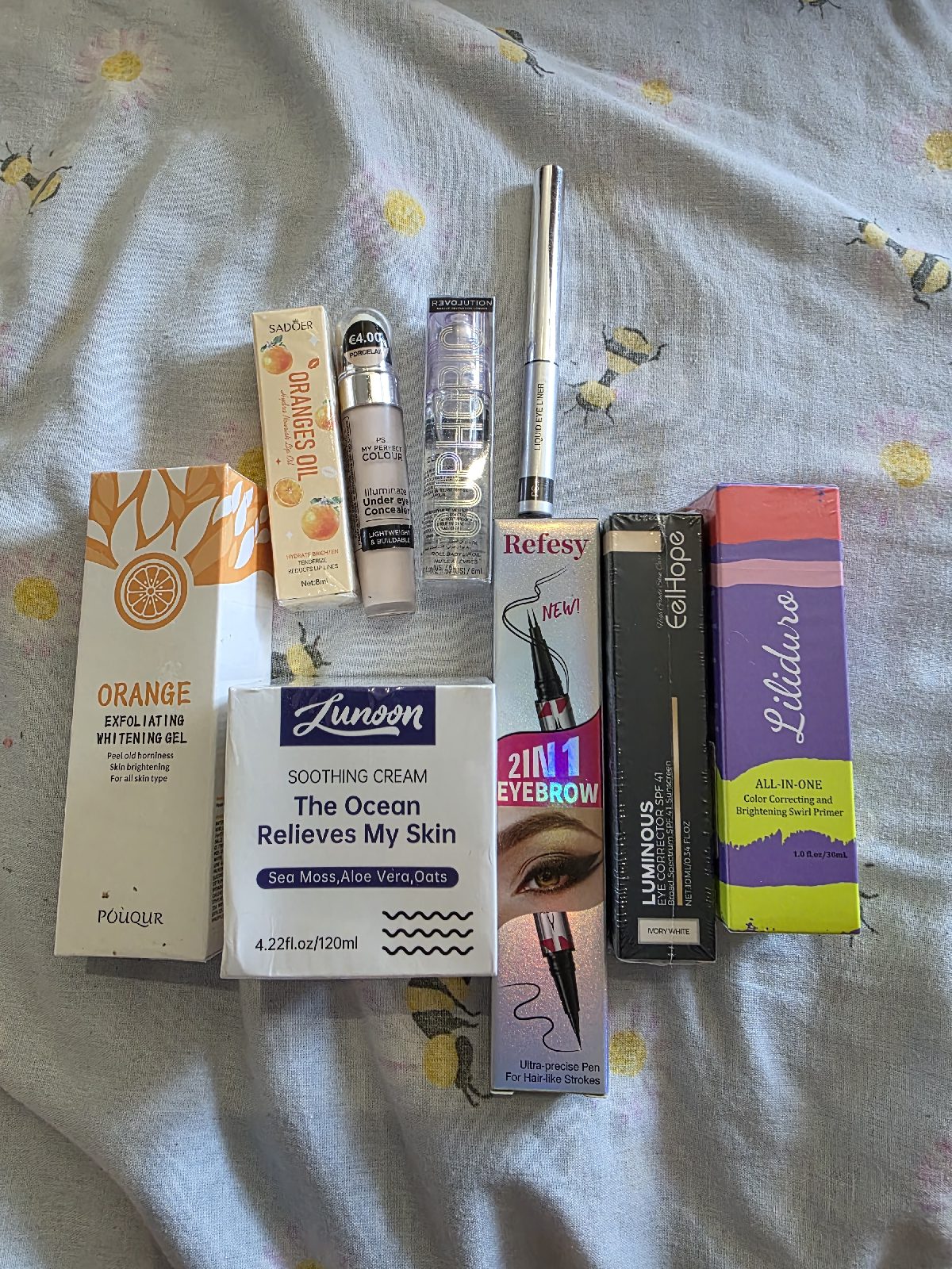 Makeup/skincare bundle
