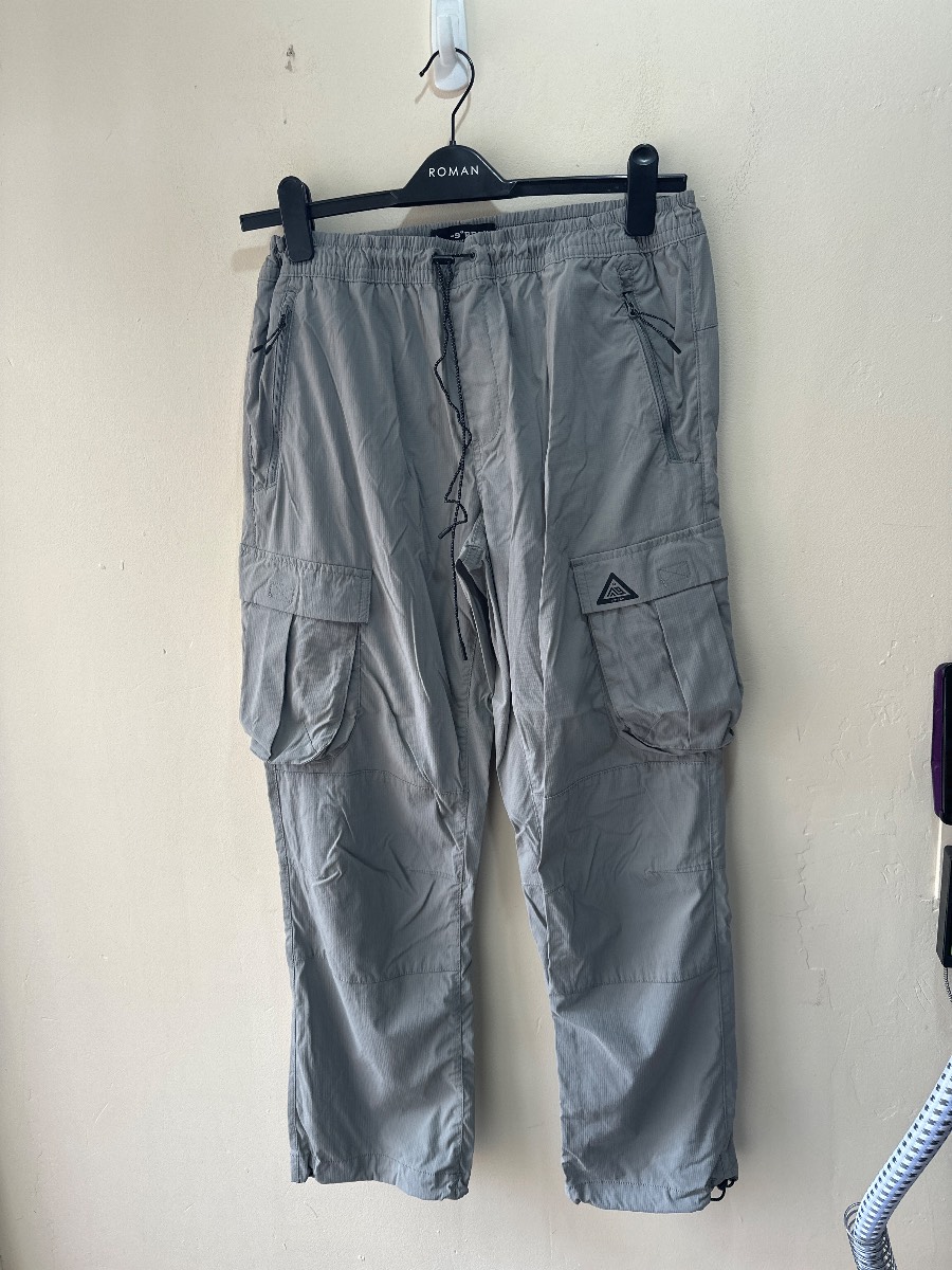-9 Peak Grey Cargo Trousers W36 L30