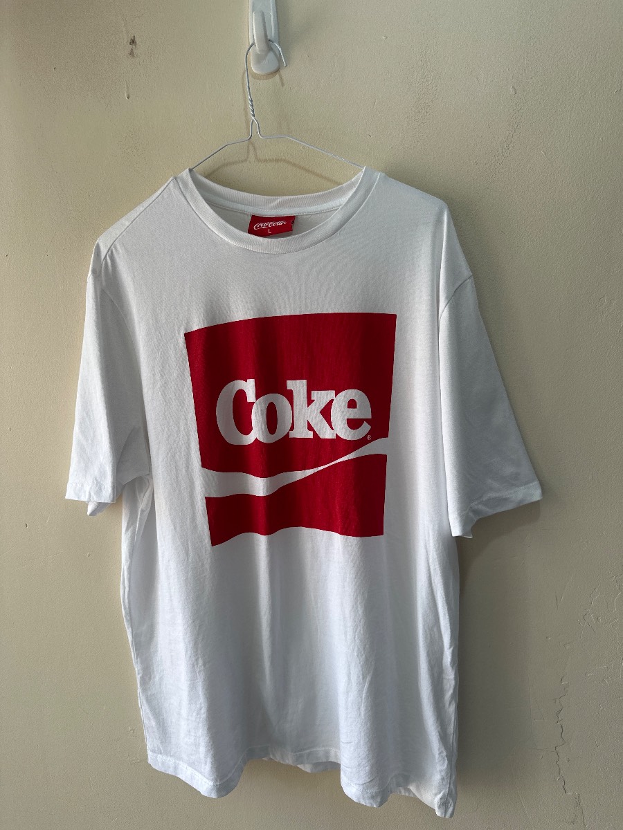 Coca Cola White and Red T Shirt Size L