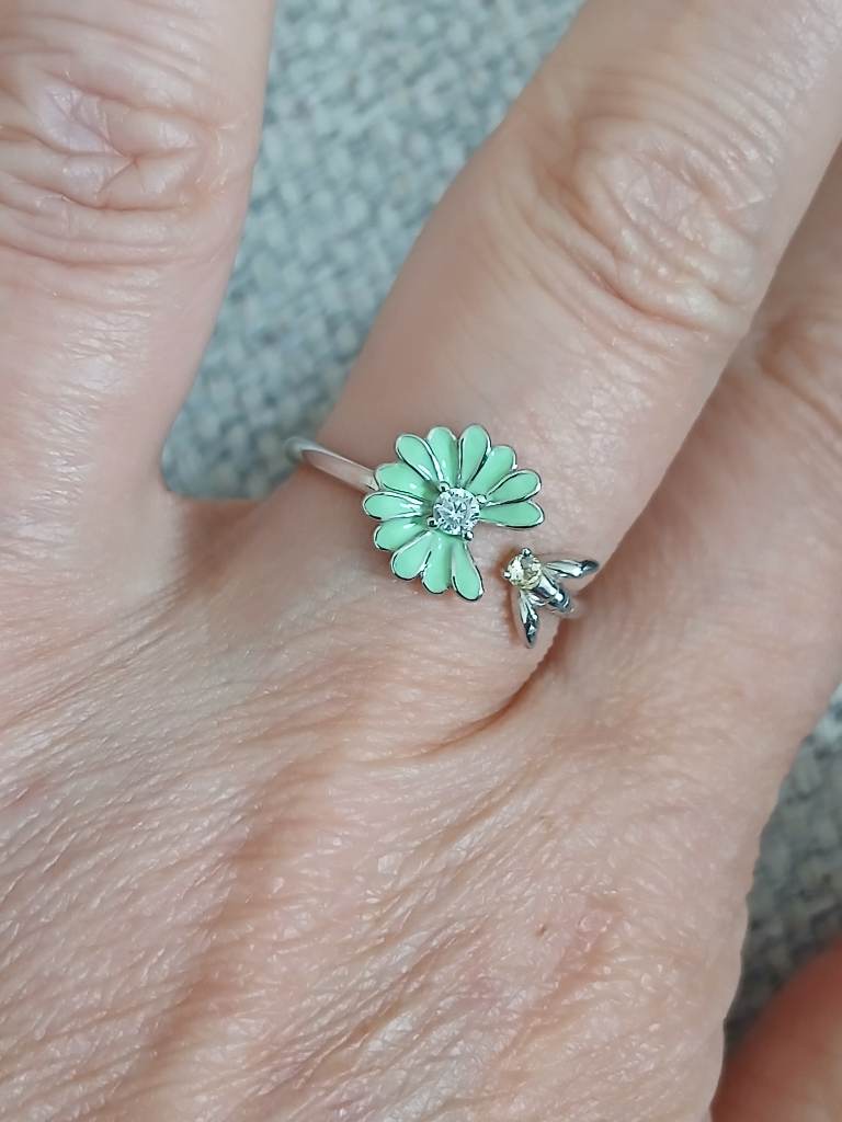 925 Sterling Silver Daisy & Bee Adjustable Ring Enamel Flower Ring