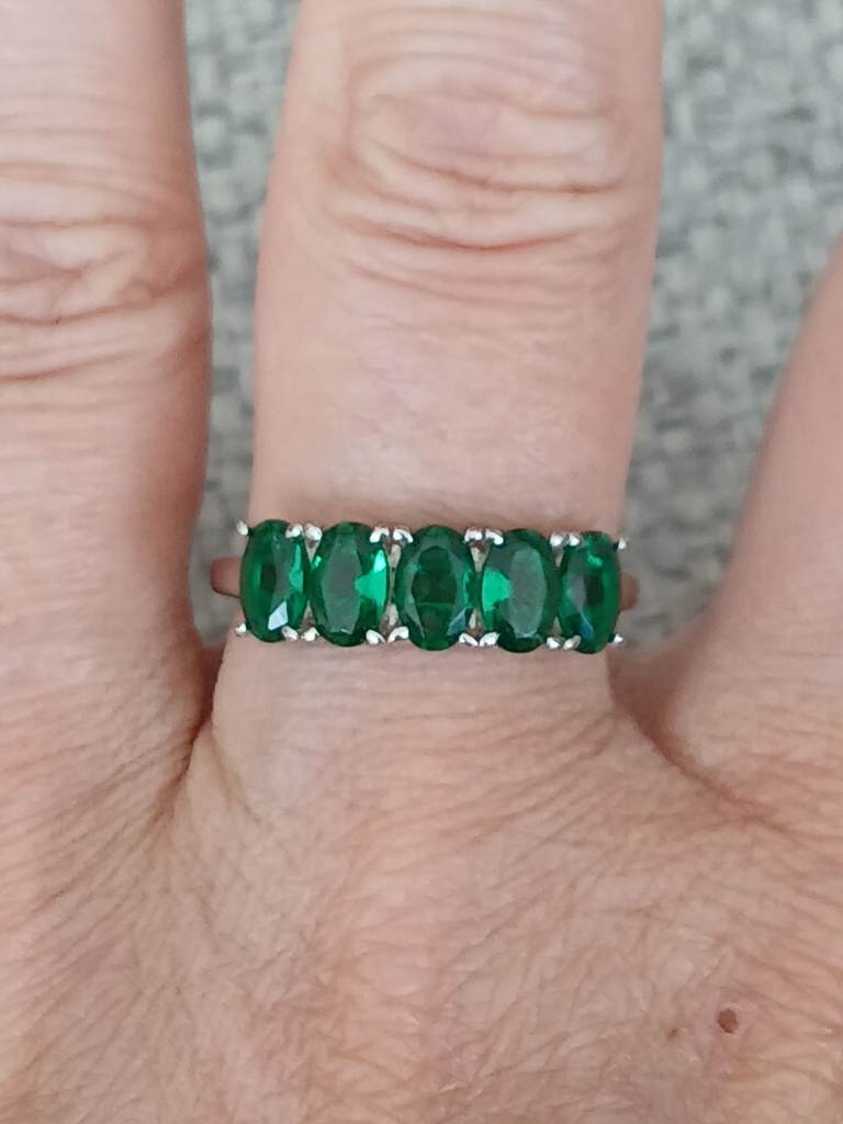 S925 Sterling Silver Emerald Green CZ Half Eternity Ring Size P1/2