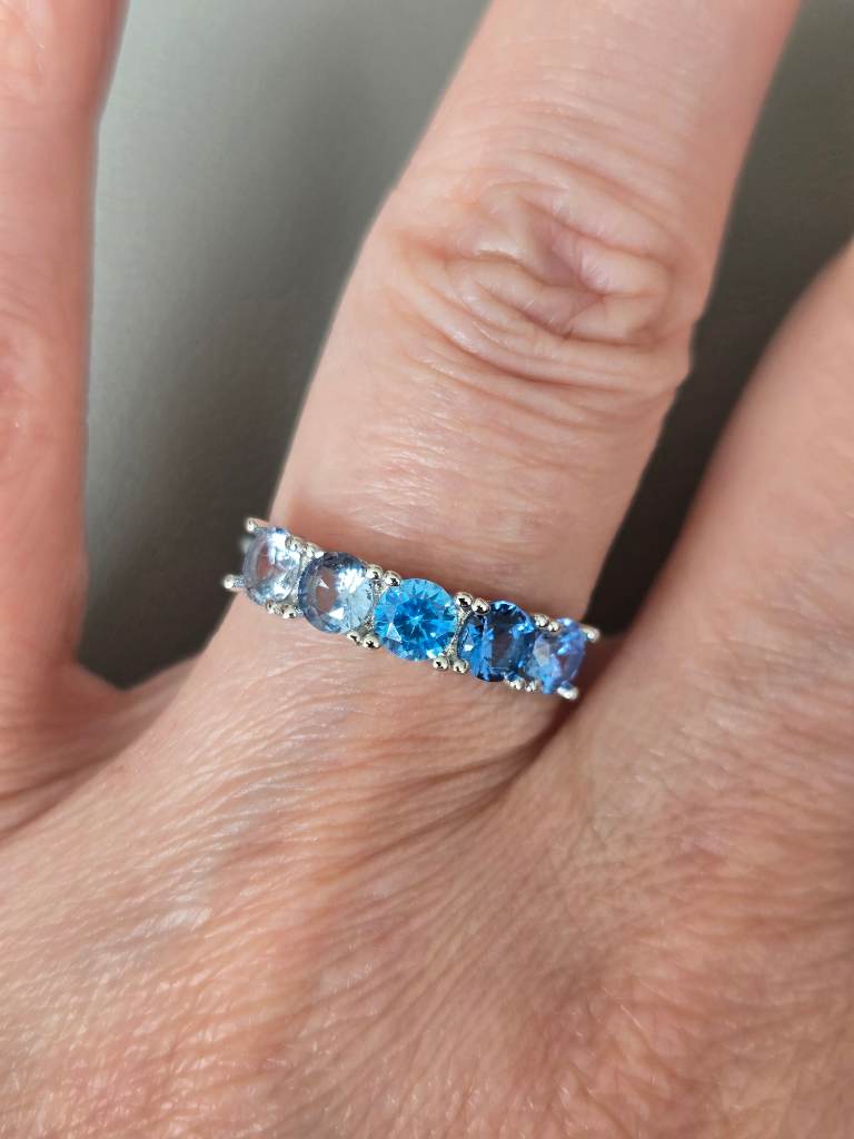 S925 Sterling Silver Ocean Blue CZ Ring Five Stone Blue Crystal Band Size L 1/2 (6)