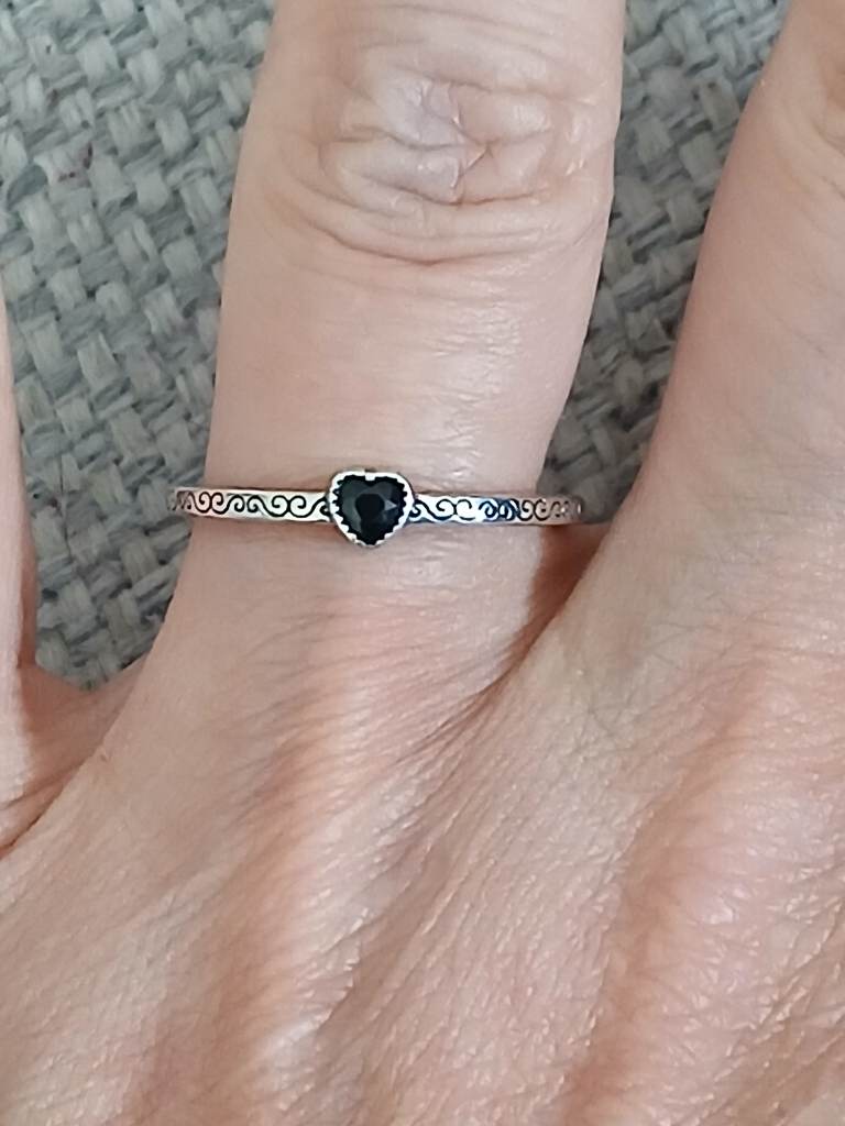 Sterling Silver Black Heart Ring S925 Adjustable Scroll Band